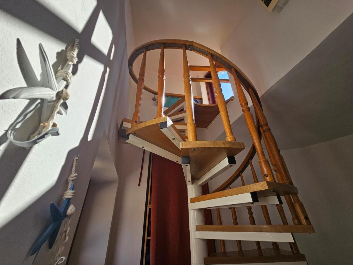 Studio Mare Fuori With Terrace Rovinj Exterior photo